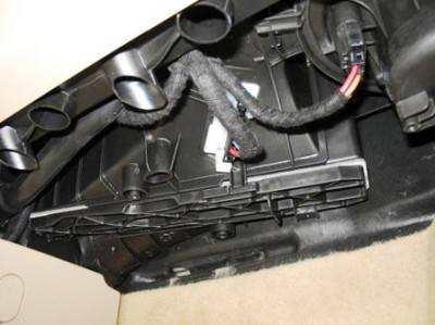 Замена салонного фильтра на Volkswagen Jetta Замена салонного фильтра на Volkswagen Jetta