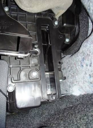 Замена салонного фильтра Ниссан Тиида Замена салонного фильтра Ниссан Тиида