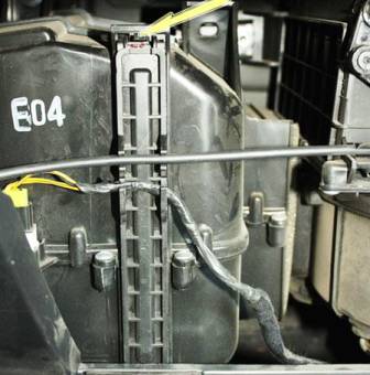 Замена салонного фильтра Hyundai Getz Замена салонного фильтра Hyundai Getz