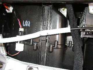 Замена салонного фильтра Hyundai Accent Замена салонного фильтра Hyundai Accent