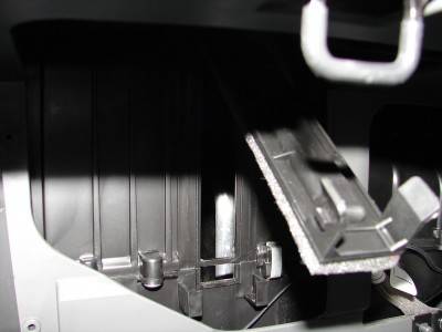 Замена салонного фильтра KIA Spectra Замена салонного фильтра KIA Spectra