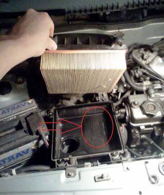 Очистите посадочное место и замените старый фильтр на Ваз 2114 Очистите посадочное место и замените старый фильтр на Ваз 2114