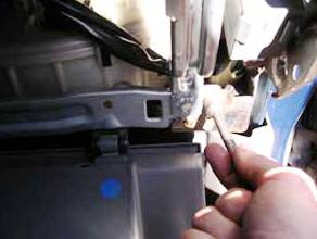 Замена салонного фильтра Honda CR-V Замена салонного фильтра Honda CR-V